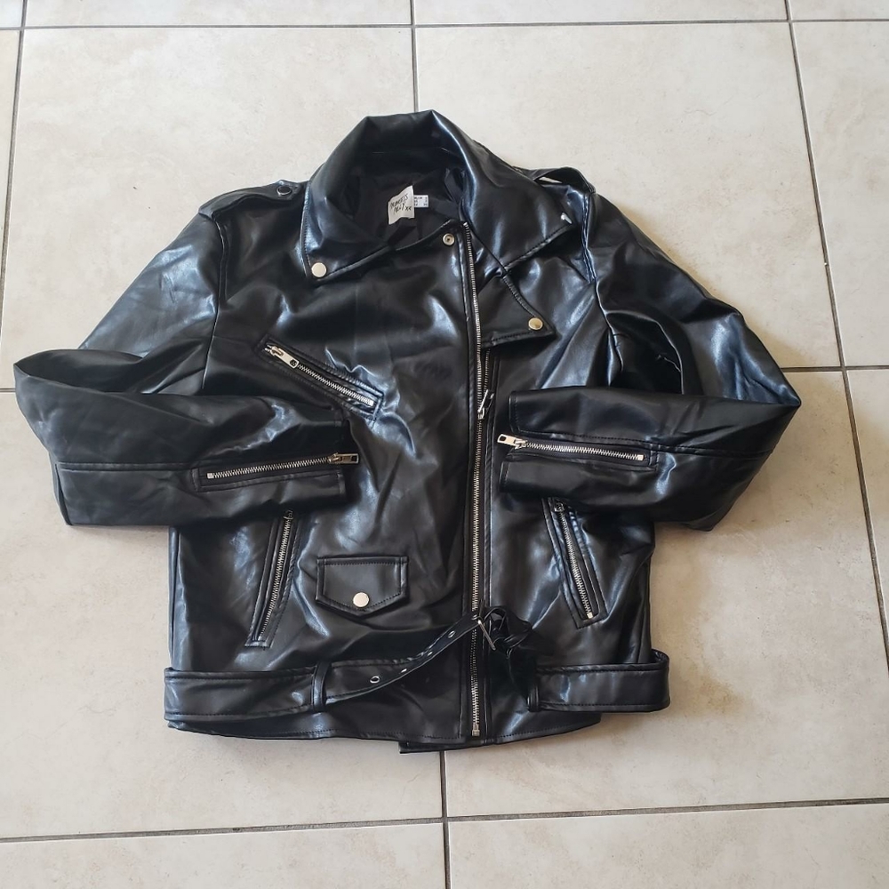 Princess Polly DEJA VU FAUX LEATHER JACKET BLACK used size 2